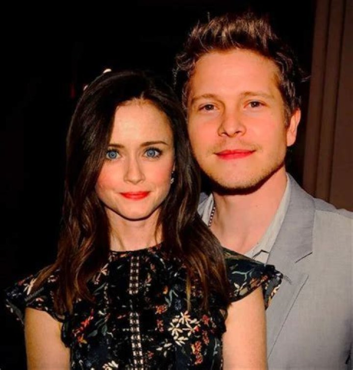 A Dive into Matt Czuchry's Romantic Journey: Relationships Past and Present