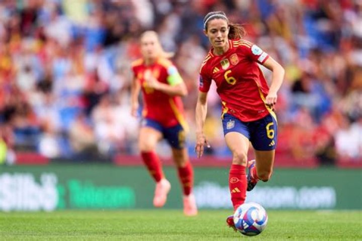 Aitana Bonmatí: The Life and Love of a Soccer Star