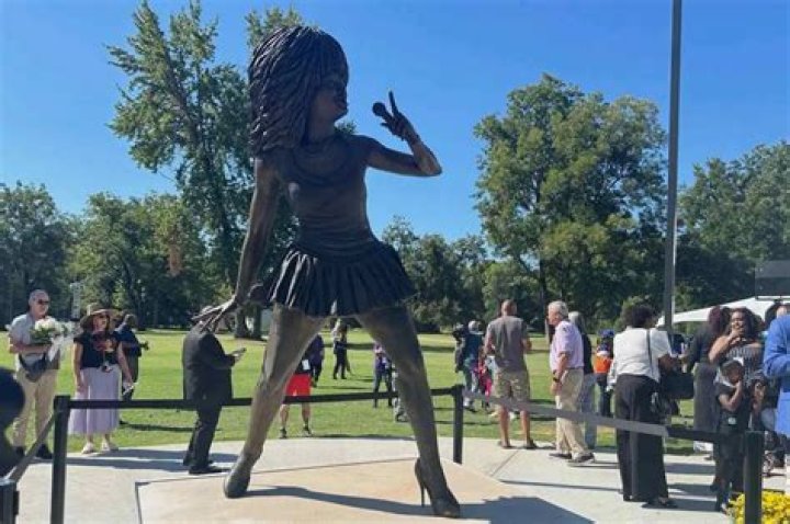 Angel Reese's Stature: Unveiling Her Height