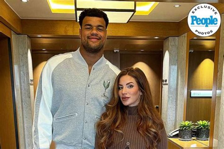 Arik Armstead's Wife: All About His Marital Bliss