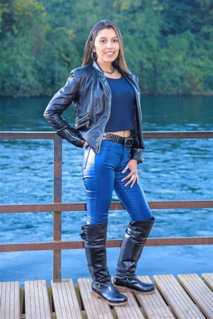 Blonde Women with Green Eyes: The Allure of Leather Jackets, Jeans, and Boots