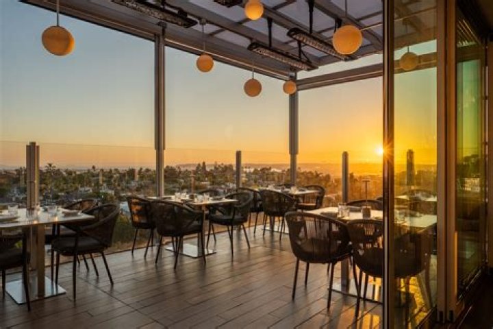 Cody's La Jolla: The Ultimate Guide to Dining in San Diego's Coastal Paradise