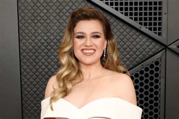 Exploring Kelly Clarkson's Sexy Side: A Deep Dive into Her Iconic Image