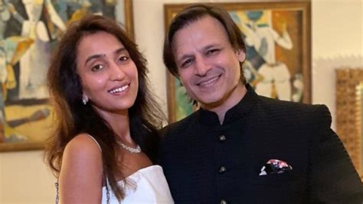Exploring the Life and Age of Priyanka Alva Oberoi