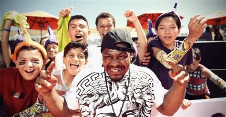 Exploring the Life of Marshawn Lynch's Kids