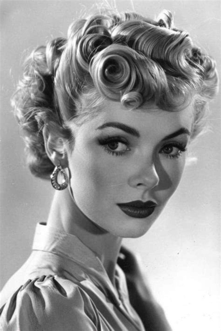 Exploring the Timeless Elegance of 1950 Hairstyles