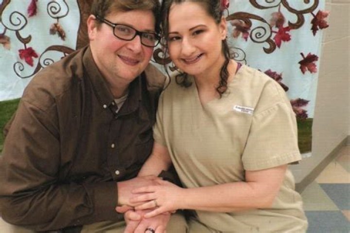 Gypsy Rose: Mom's Shocking Crime Revealed