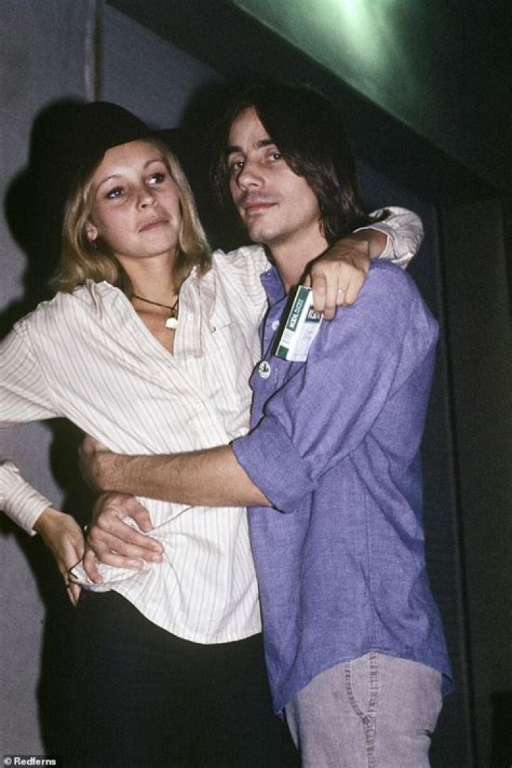 Jackson Browne's Wife: Unraveling the Love Story Behind the Legend
