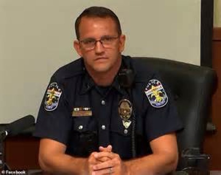 Louisville's Renowned Detective: Unraveling the Truth with Detective Gillis