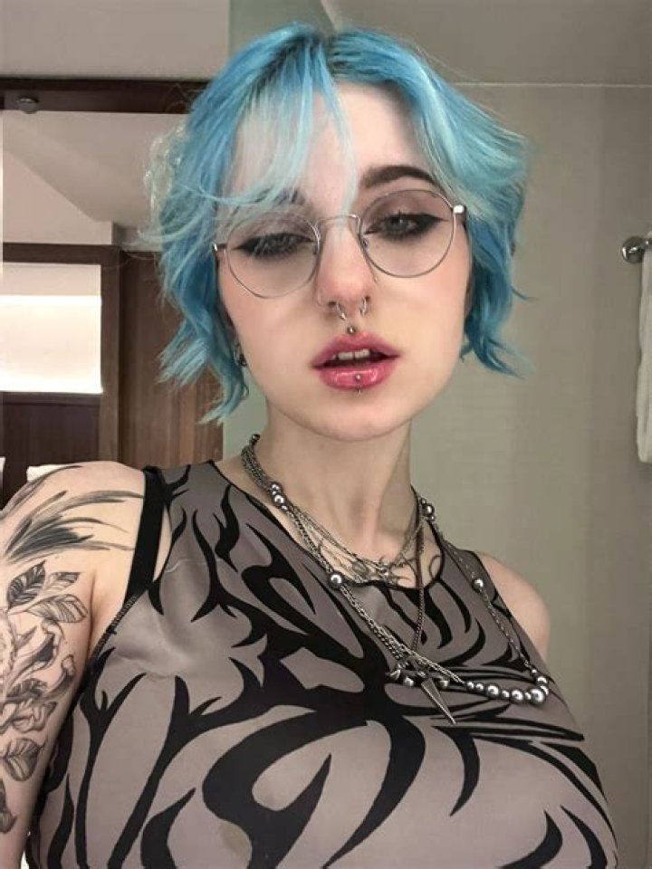 Lyra Crow Leaks: Unraveling the Controversy Surrounding the Viral Phenomenon