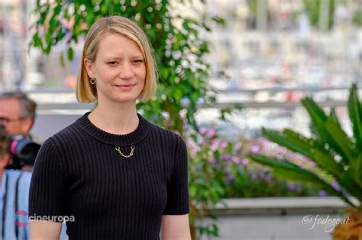 Mia Wasikowska: A Journey Through Talent and Versatility