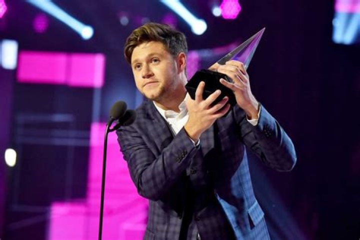 Niall Horan Net Worth: Uncovering the Wealth of the Irish Pop Sensation