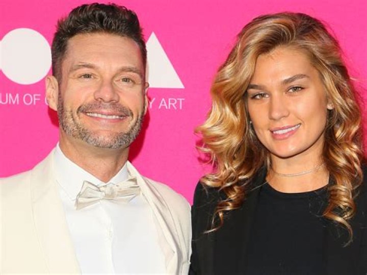 Ryan Seacrest and Teri Hatcher's Famous Relationship