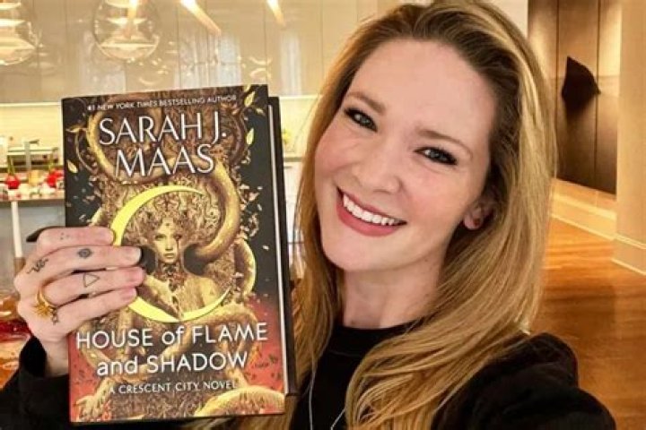 Sarah J. Maas Net Worth: Unveiling the Financial Success of a Renowned Author