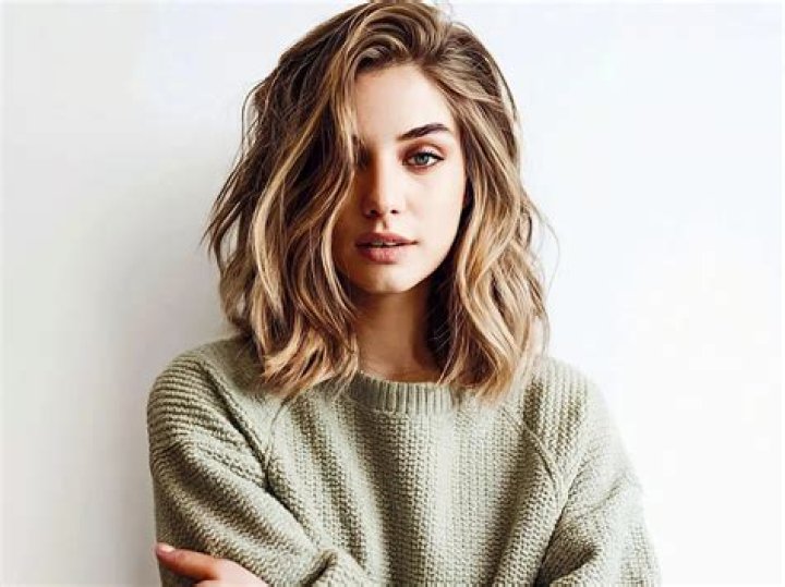 Shoulder Length Hairstyles for Women: The Ultimate Guide