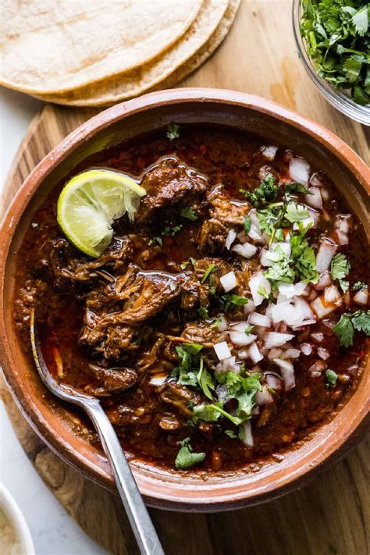 The Perfect Guide to Birria de Res: An Authentic Mexican Recipe