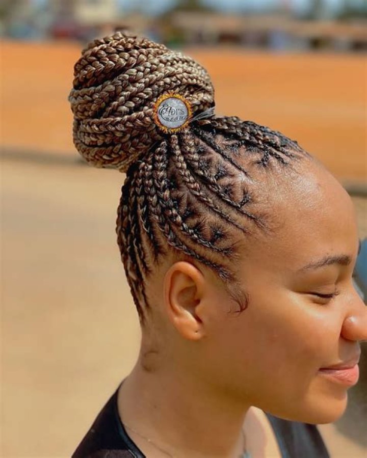 The Ultimate Guide to Cornrow Braid Updo: A Timeless Hairstyle with a Modern Twist