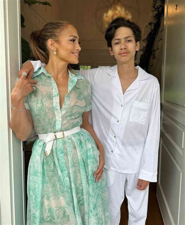 The Ultimate Guide to Jennifer Lopez's Pregnancy Movies