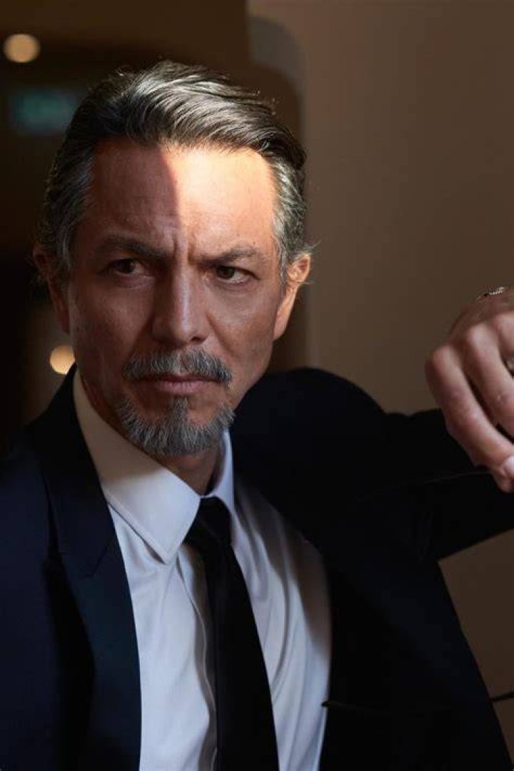The Ultimate Guide to Talented Male Mexican Actors: Unveiling Their Charisma and Skills
