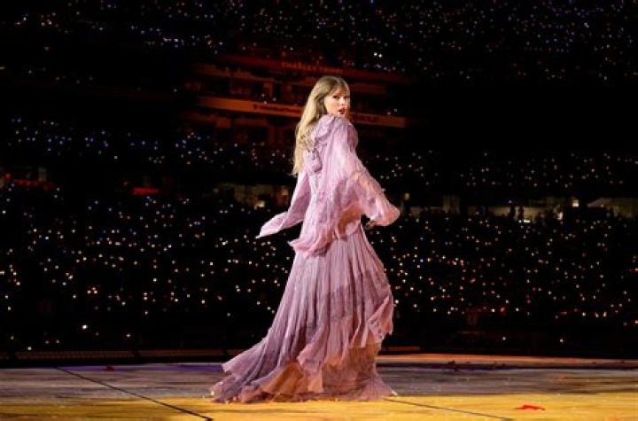 The Ultimate Guide to Taylor Swift's Eras Tour Photos