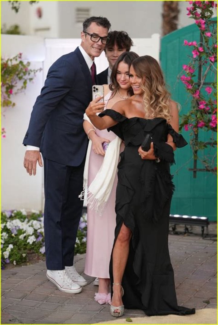 Trista and Ryan Sutter Net Worth: A Deep Dive into Their Journey and Finances