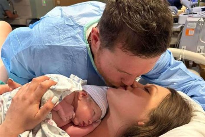 Unlocking the Secrets: Canelo's Daughter's Age Revealed