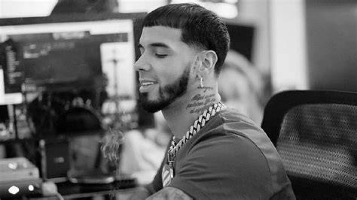 Unraveling Anuel AA's Net Worth: The Journey of a Reggaeton Star