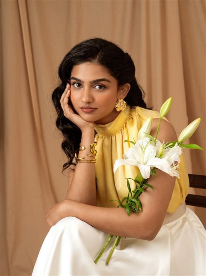 Unveiling the Life of Mamitha Baiju Deephot