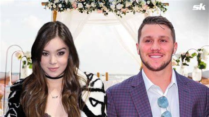 Who is Hailee Steinfeld Dating? A Deep Dive into Her Romantic Life